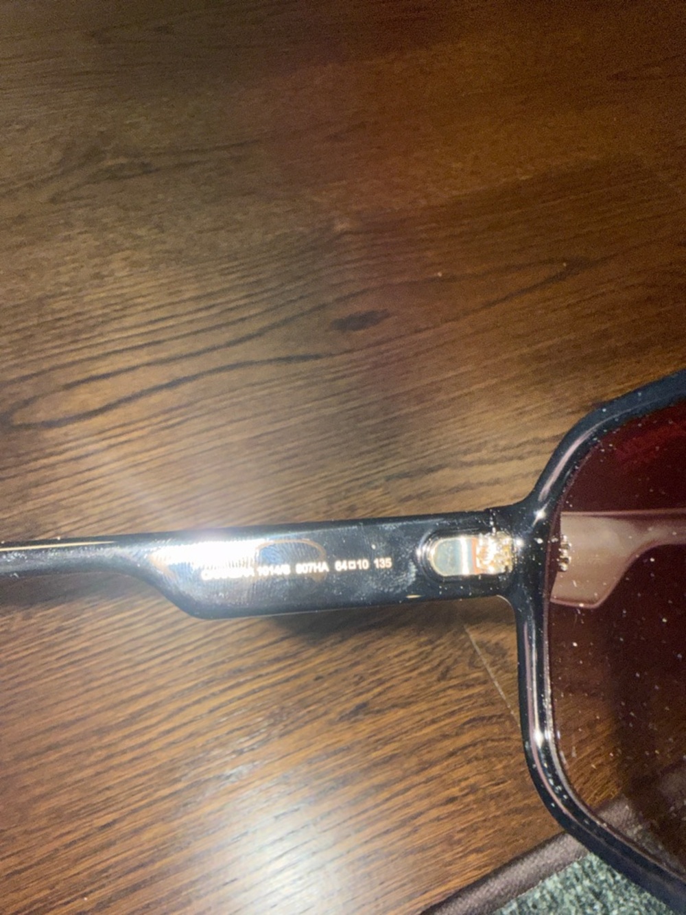 Carrera Oversized Sunglasses black frame with Gold Accent - Picture 5 of 9